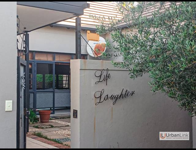 3 BEDROOM FREEHOLD FOR SALE IN SAFARI GARDENS